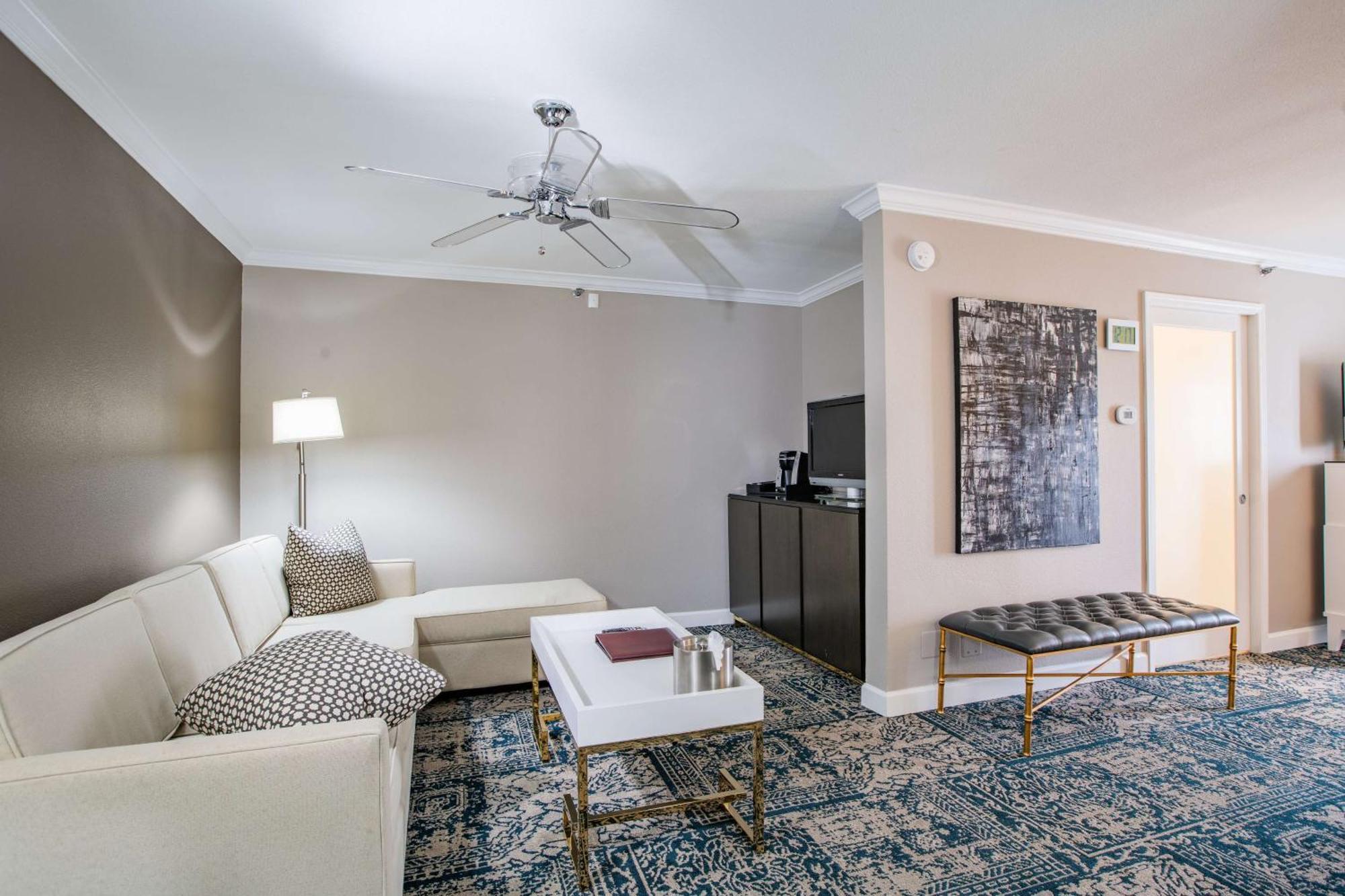 The Burgundy Hotel, Tapestry Collection By Hilton Little Rock Ngoại thất bức ảnh